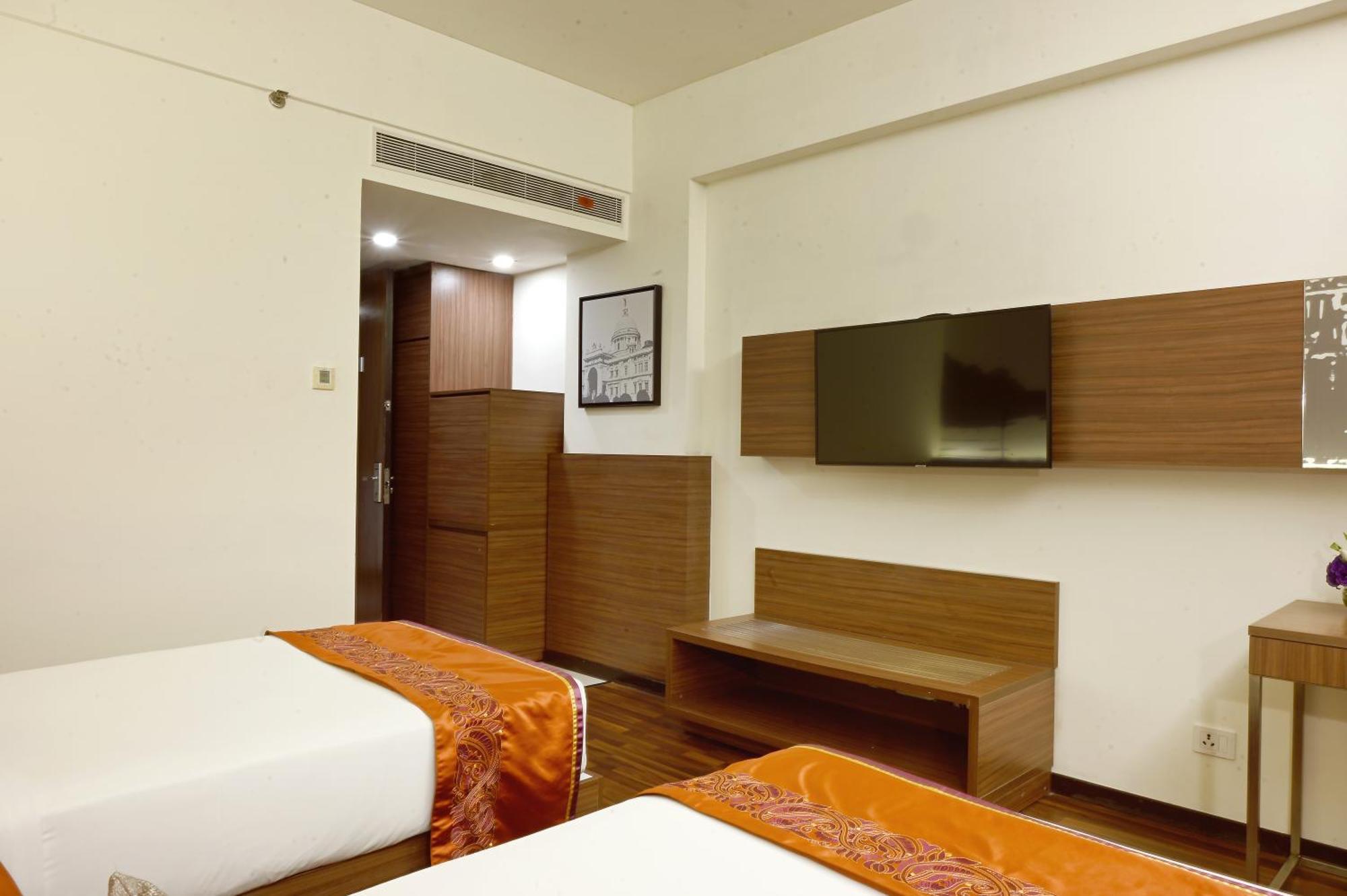 Vivanta Kolkata Em Bypass Kültér fotó A room at the hotel